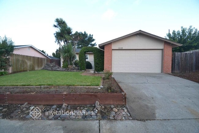 Photo - 1110 Loyola Way House