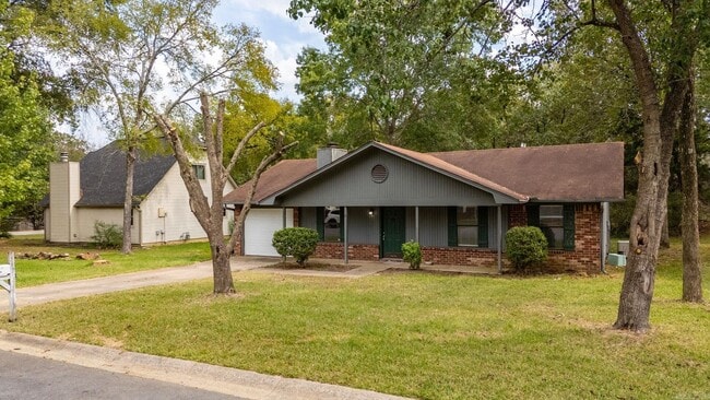 Photo - 19 Oak Forest Dr