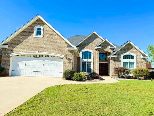 Photo - 205 Cheshire Dr House