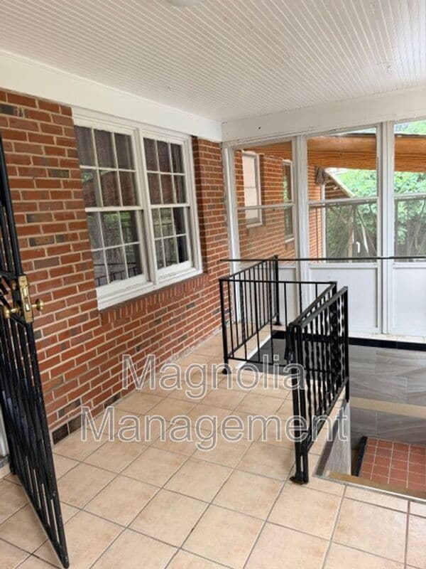 Photo - 1502 Oakdale Cir