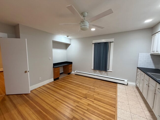 Photo - 32 Tufts St Unidad 3