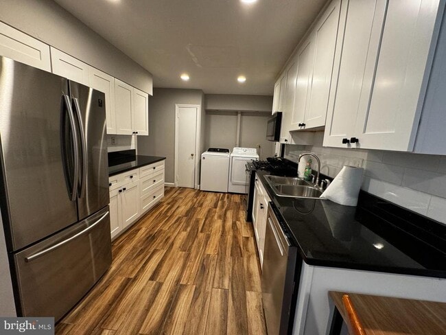 Photo - 4915 36th St N