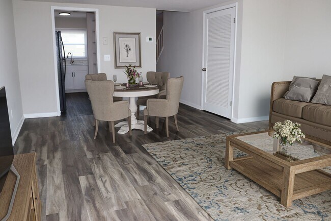 Photo - SPECIAL - Beautifully Renovated 2 Bedroom ... Apartment Unit 10