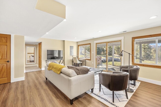 Photo - Hillside Hideaway in Historic Virginia Cit... Unit B