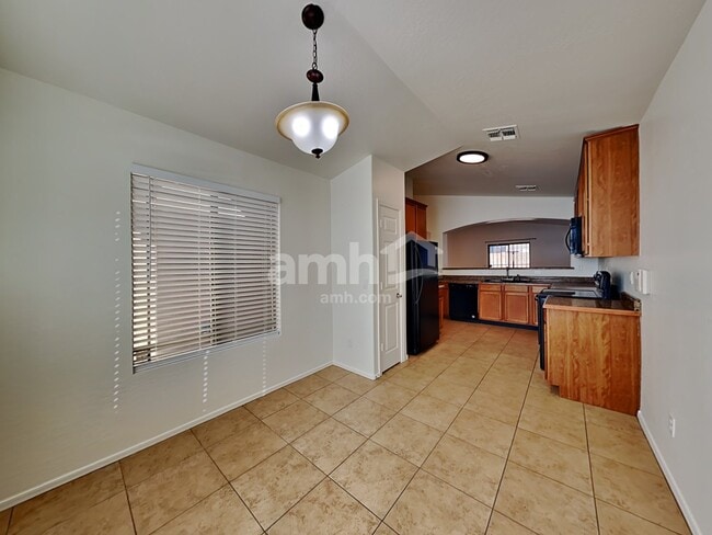 Photo - 11232 W Pierson St