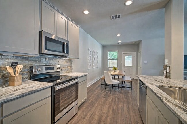 Photo - 11334 Burning Tree Dr