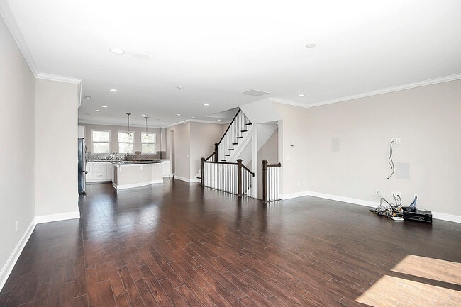 Photo - 2633 Statesville Ave