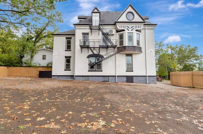 Photo - Spacious Newly Renovated 5-Bedroom Home with Luxurious Master Suite