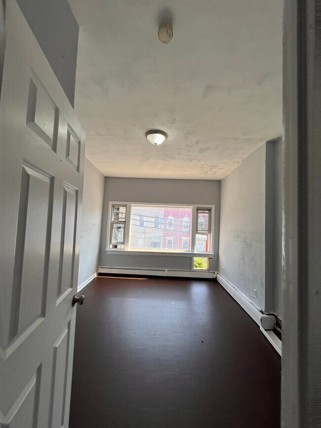 Photo - 97 Wilkinson Ave Unit 2F