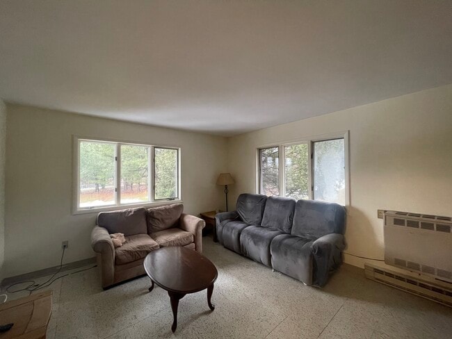 Photo - 164 Kendall Ave Unit 1