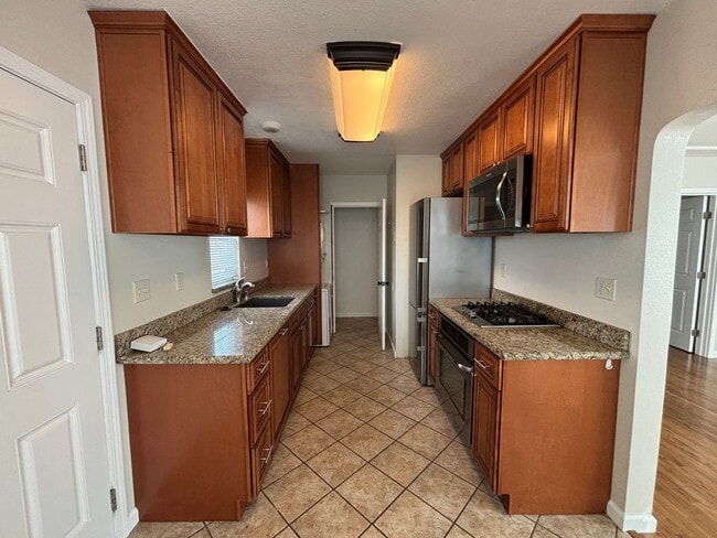 Photo - Park 311-319 Unidad 317 N Park Ave