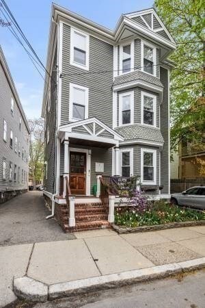 Building Photo - 128 Chestnut St Unit 1 Rental