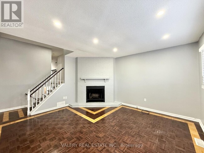 Photo - 94 Reed Dr Unit 1