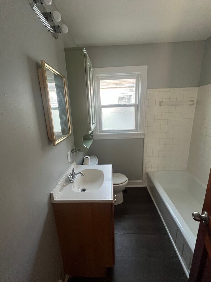 Photo - Beautiful 3 bedroom house in Louisville!