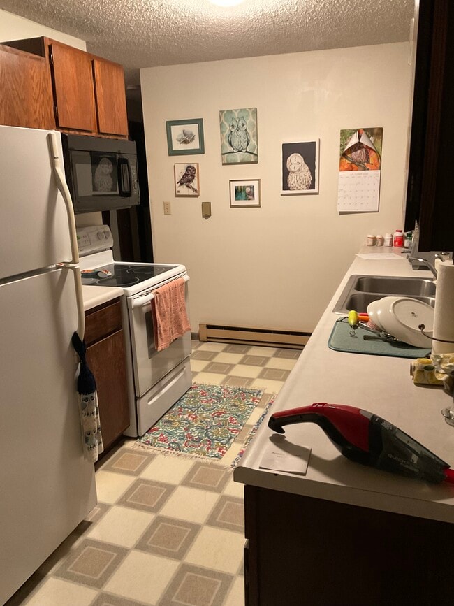 Building Photo - 1007 SE 13th St Unit Susan