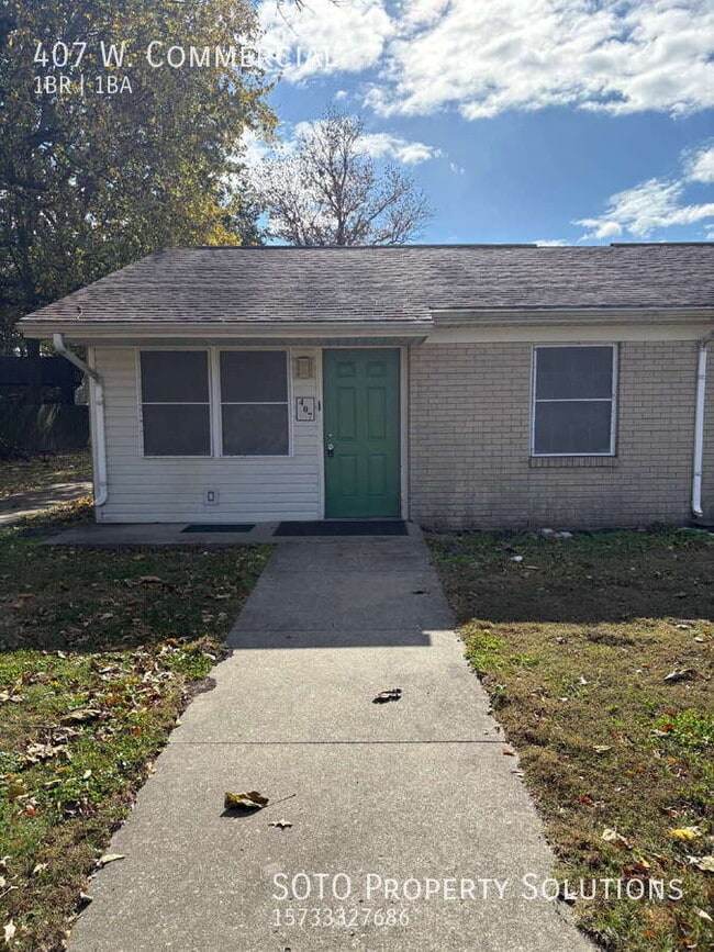 Building Photo - 407 W. Commercial-