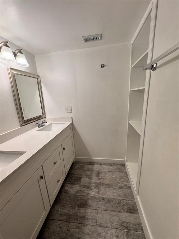 Photo - 6040 Lace Wood Cir