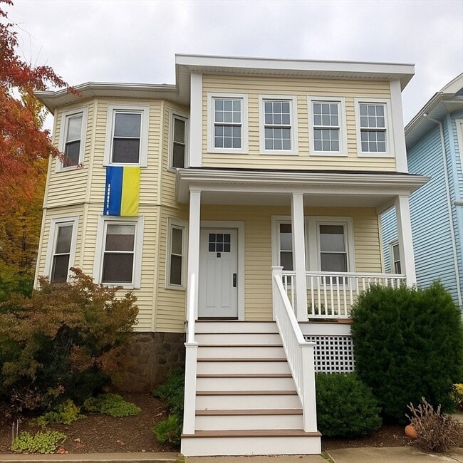 Building Photo - 71-73-73 Turner St Unit 73