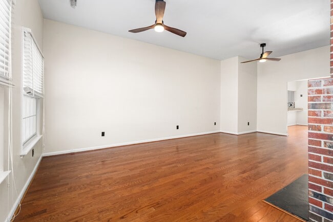 Photo - 38 Sacramento Dr