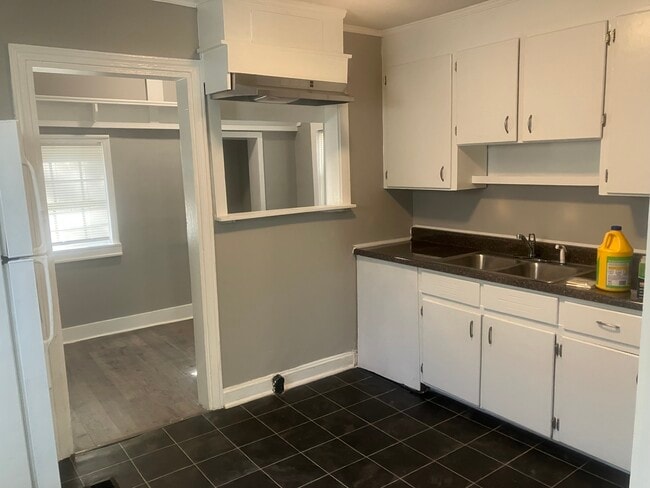 Photo - 1519 Fanning