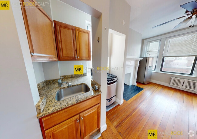 Building Photo - 58 JFK St Unit JFK St Rental