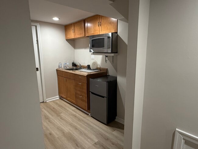 Photo - 1629 Searles Rd