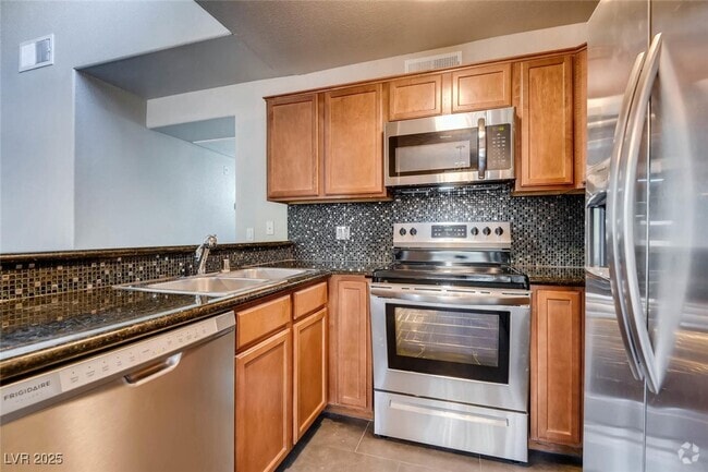 Building Photo - 9325 W Desert Inn Rd Unit 248 Rental