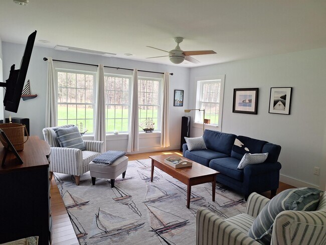 Photo - 47 Lower Cemetery Rd