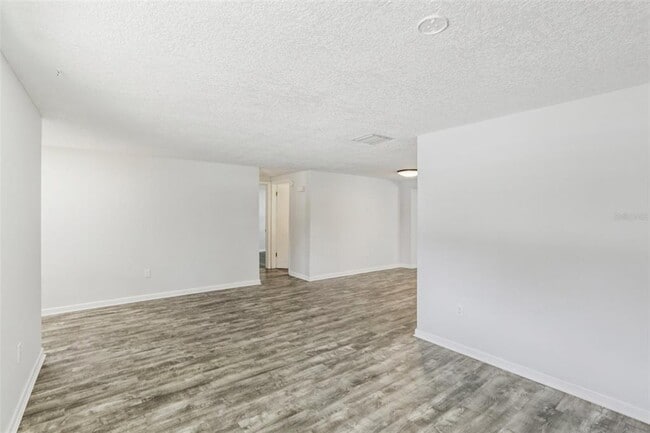 Photo - 4015 Litchfield Dr