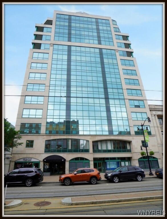 Building Photo - 600 Main St Rental