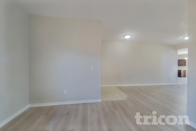 Photo - 8965 Vanderwood Rd