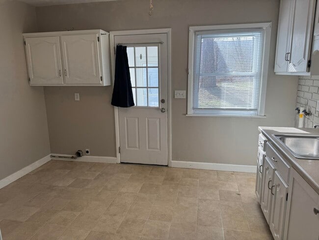 Photo - 3827 Keota Ave