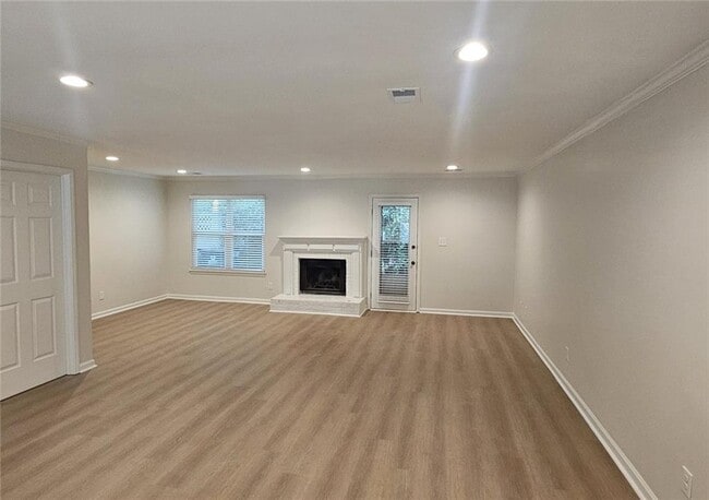 2270 Newport Landing