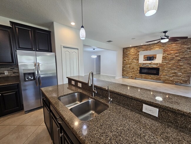 Photo - 2718 Atherton Dr