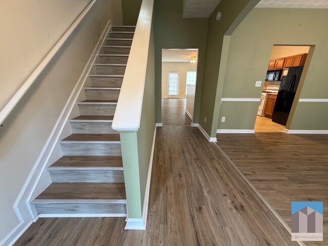 Photo - 644 Kenridge Dr