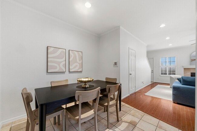 Photo - 9850 Pagewood Ln Unit 1009