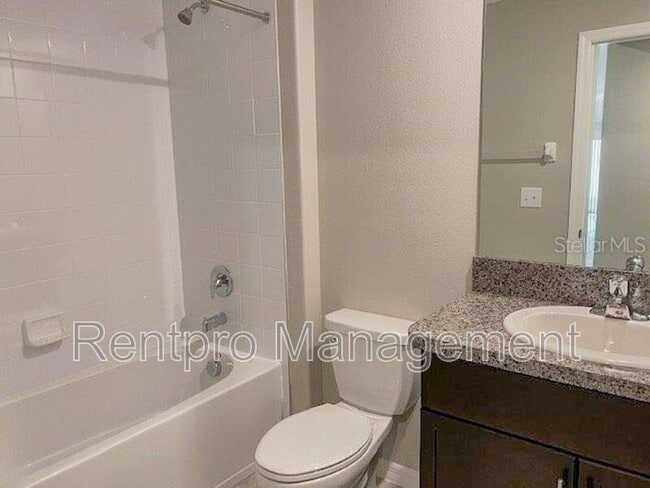 15707 Fort Island Pl