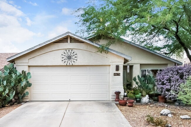 Building Photo - 10179 E Paseo Juan Tabo Rental