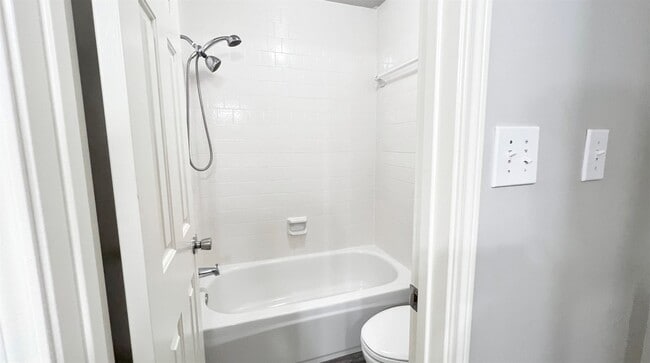 Photo - 19610 Vernier Woods Ln