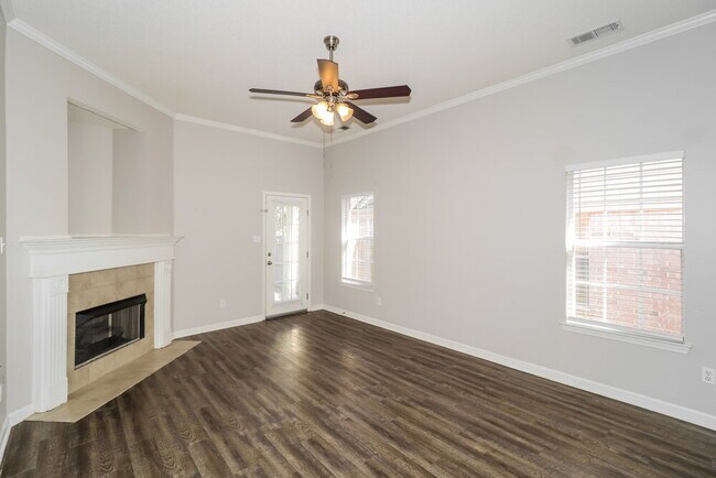 10088 Cross Valley Dr