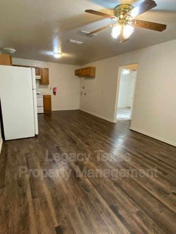 Photo - 901 N Border St Unit Apt A