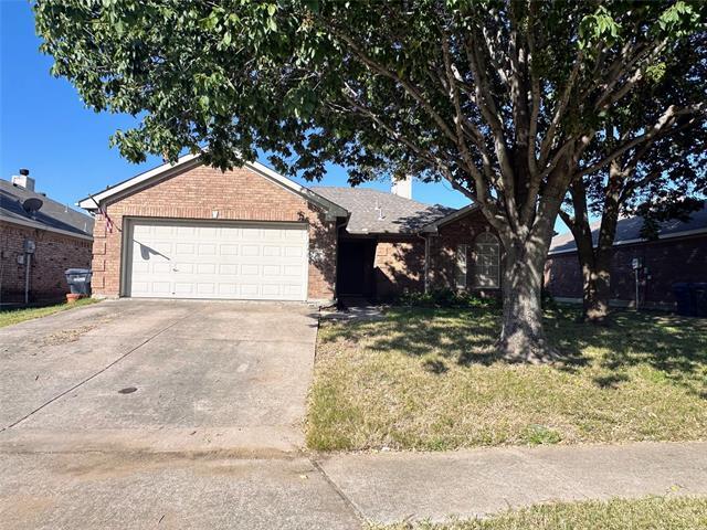 Photo - 913 Tourmalin Dr