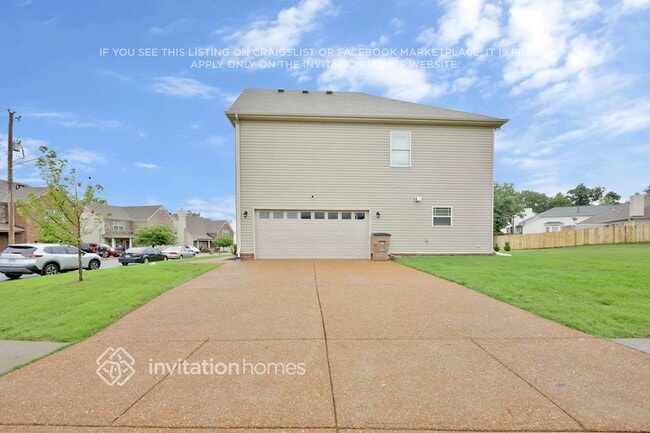 Photo - 6476 Paddington Way