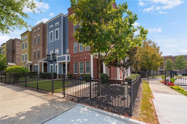 Photo - 790 Liberty Commons Dr NW