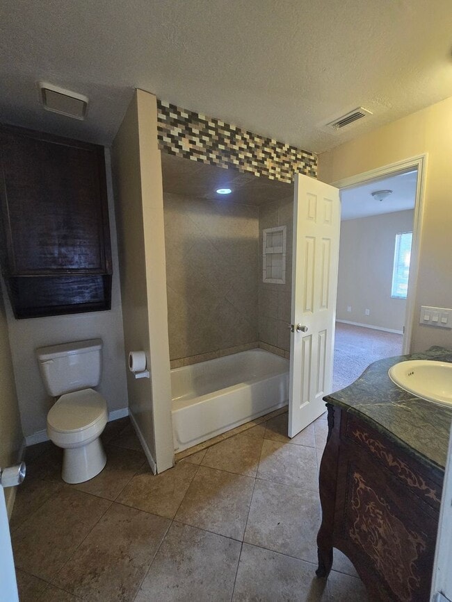 Photo - 609 N Palm Dr