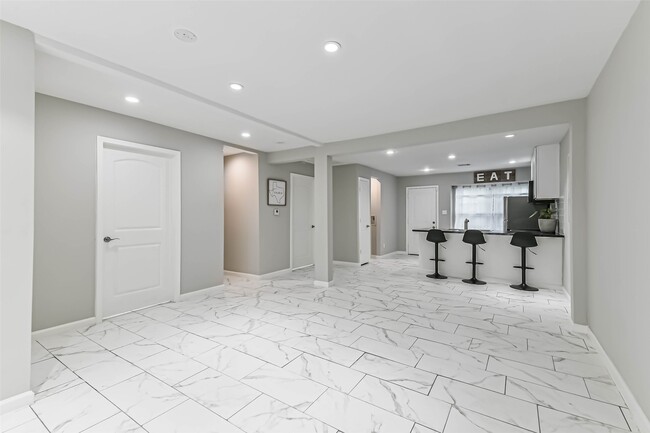 Photo - 6853 Chasewood Dr