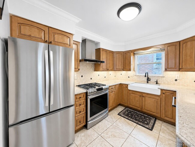 Photo - 40 Edgewood Rd Unit First Floor #1