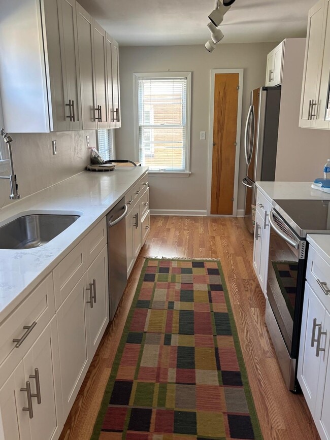 Photo - 4634 N Oakland Ave