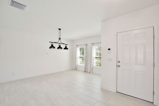 Photo - Stylish and Spacious 3/2.5 Home with No Re...