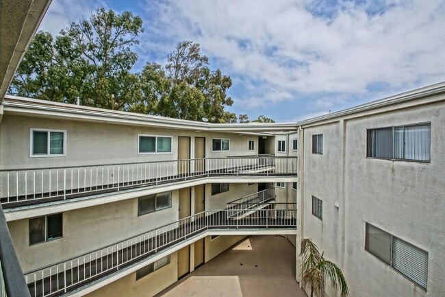 Bright & Spacious, Top-Floor 3BR3BA Condo ... - Bright & Spacious, Top-Floor 3BR3BA Condo ...